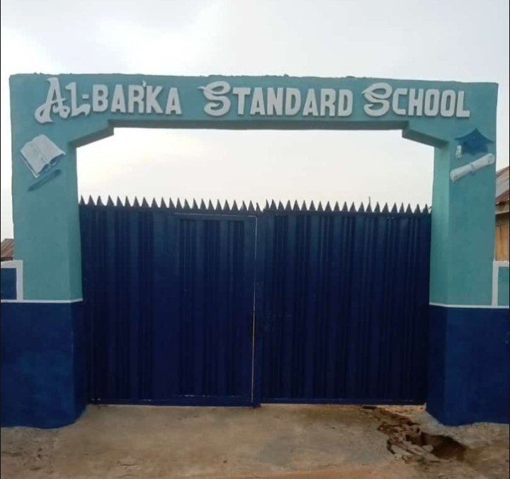 Albarka standard school, Ilorin Logo